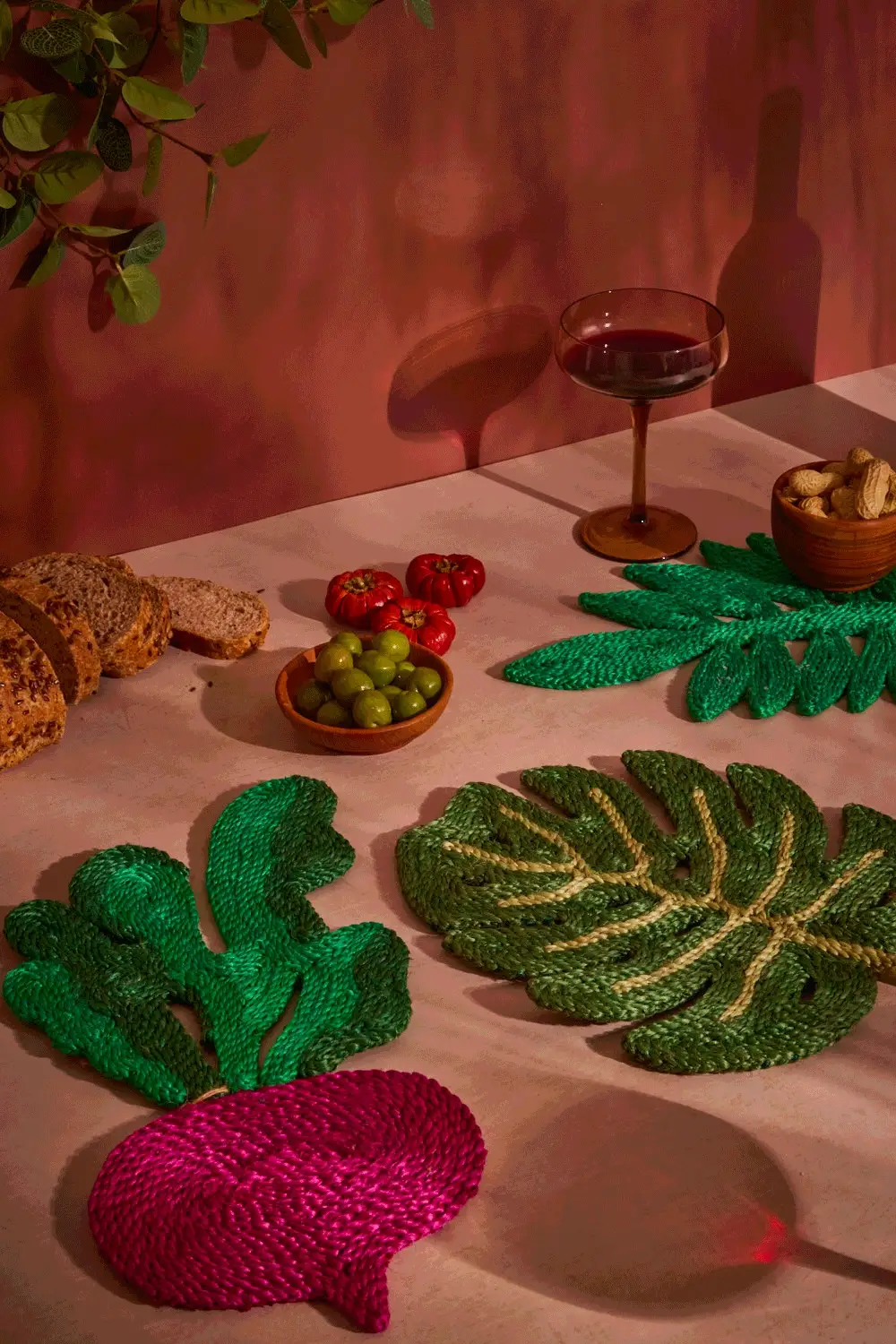 Beetroot placemat - Image 3